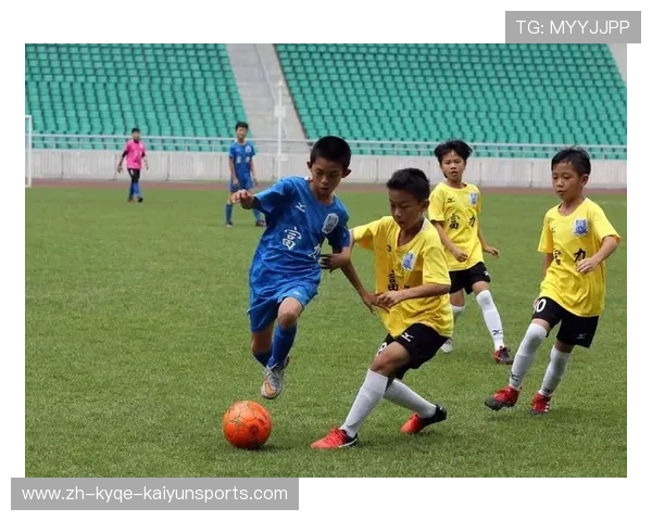 政府工作报告中的足球青训新蓝图重塑路径与未来展望 政府工作报告中的足球青训新蓝图重塑路径与未来展望